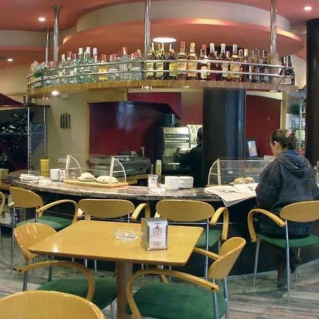 Hotel Leon-3
